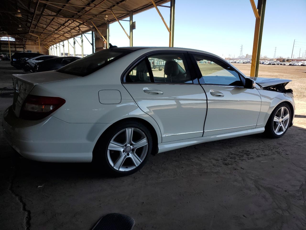 2011 MERCEDES-BENZ C-CLASS
