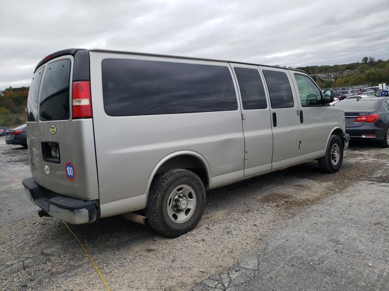 2007 CHEVROLET Express 3500