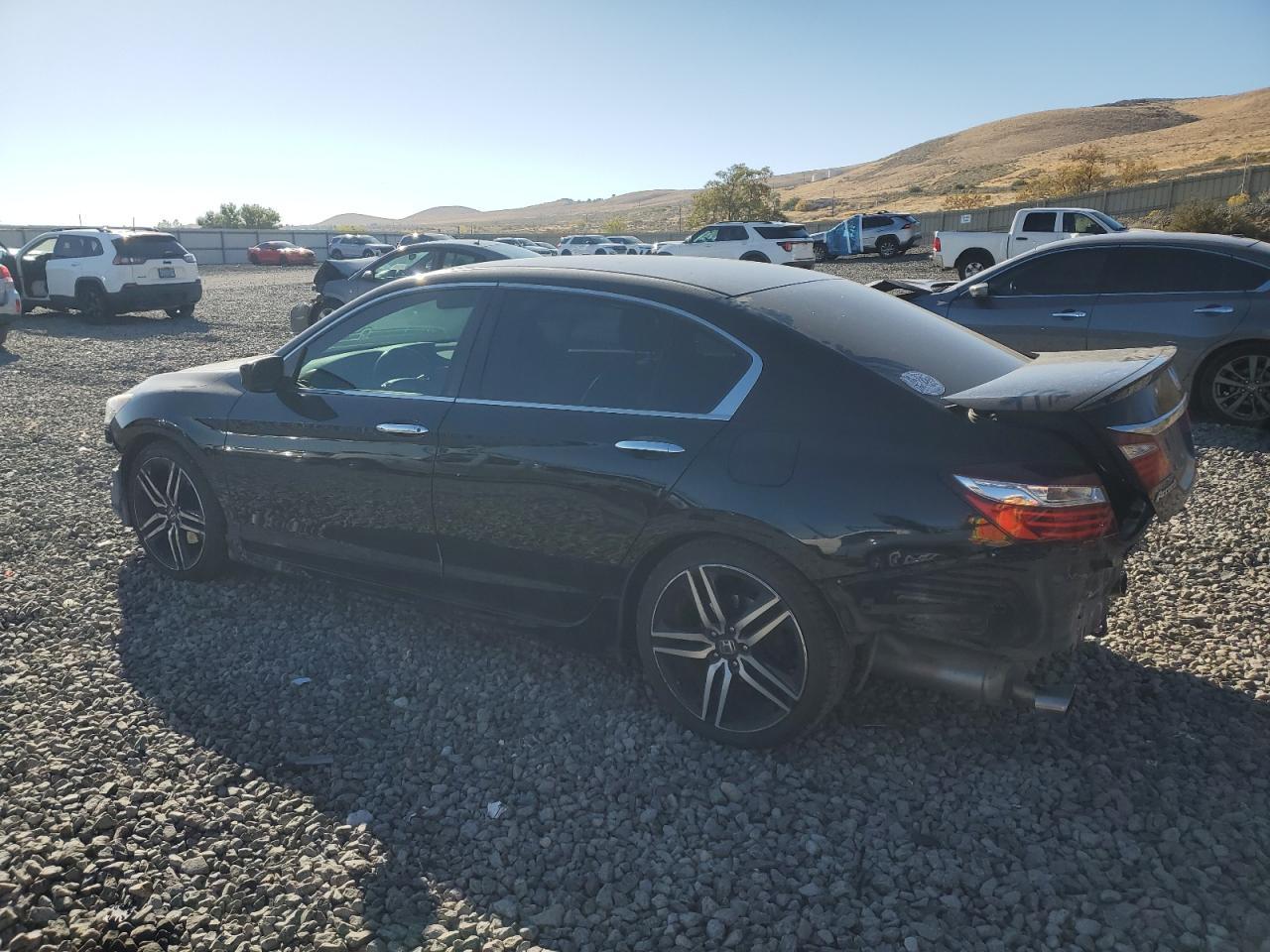 2017 HONDA ACCORD