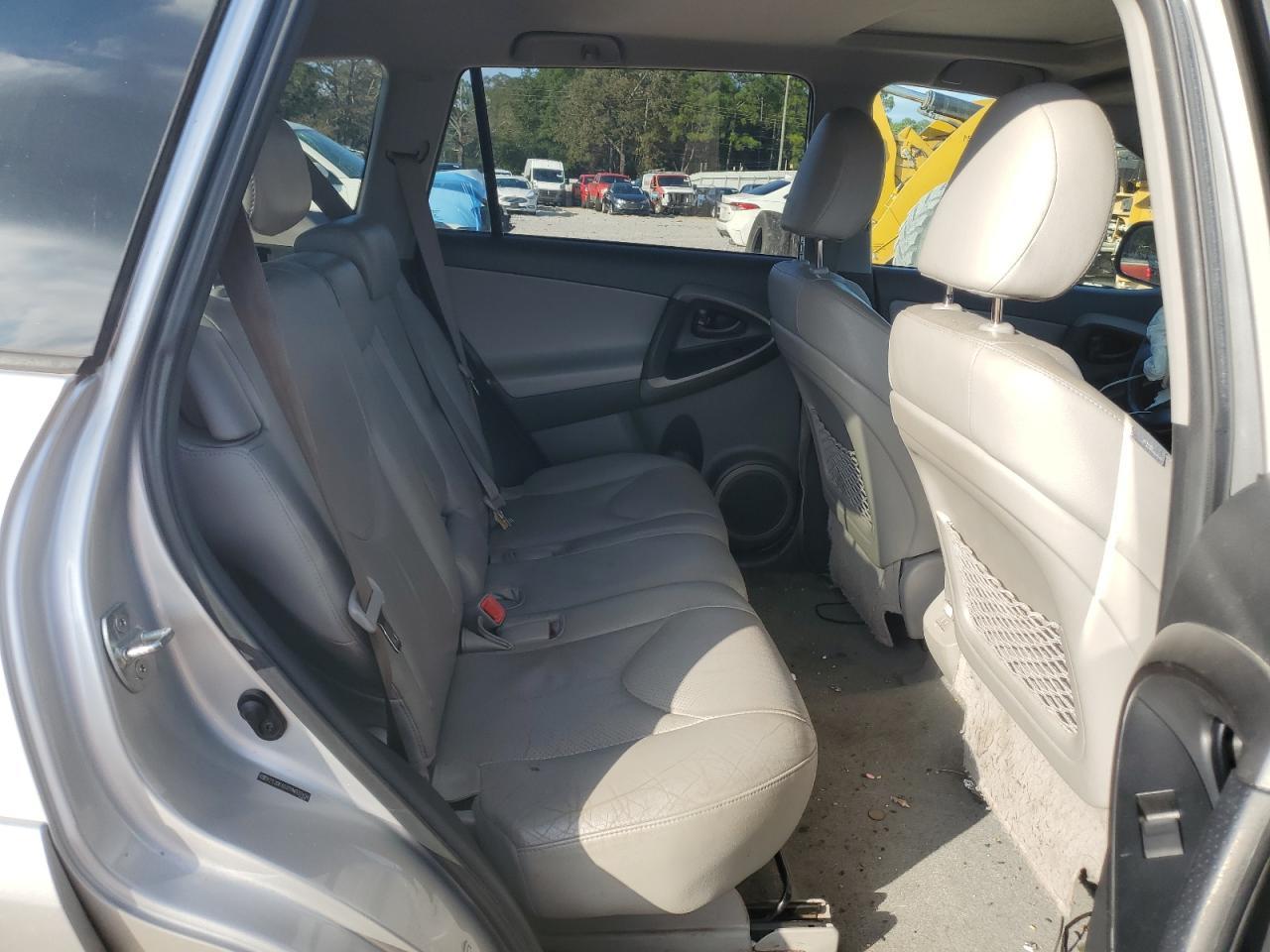 2010 TOYOTA RAV4
