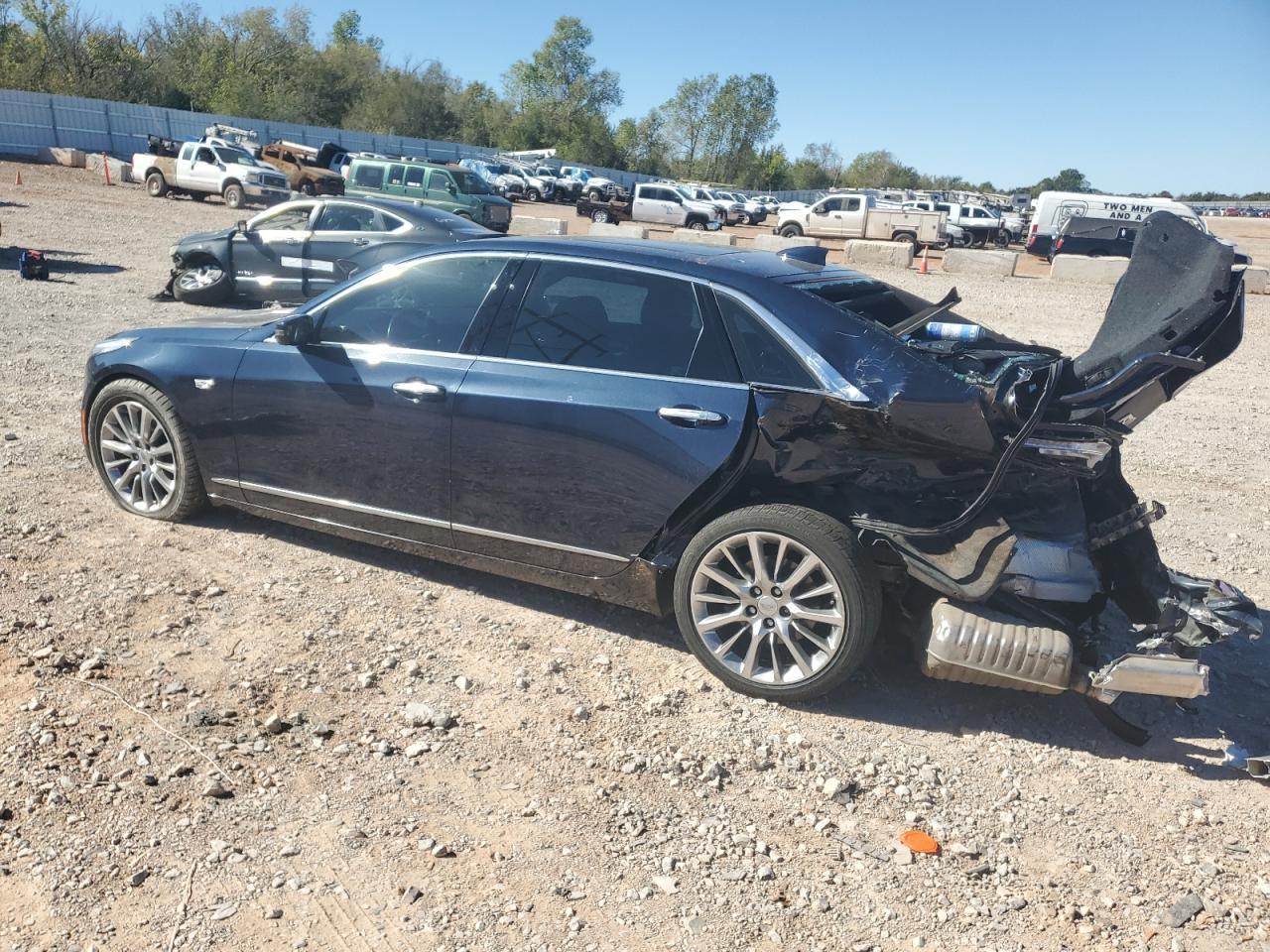 2017 CADILLAC CT6