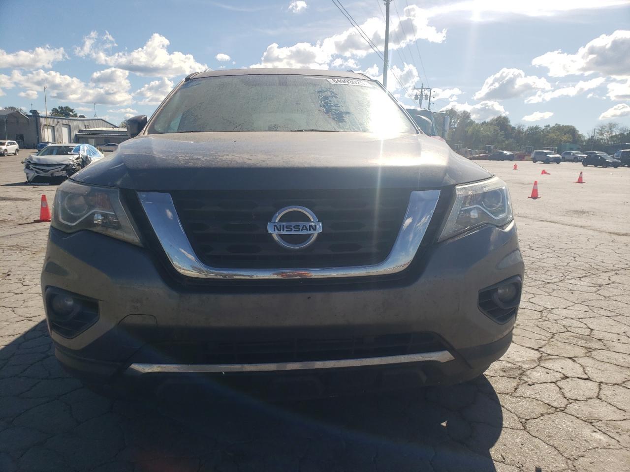 2017 NISSAN PATHFINDER