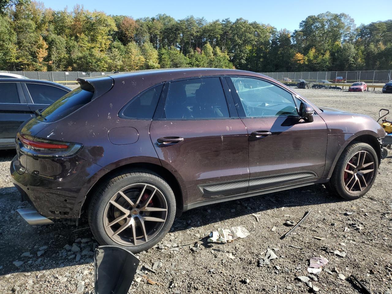 2023 PORSCHE Macan