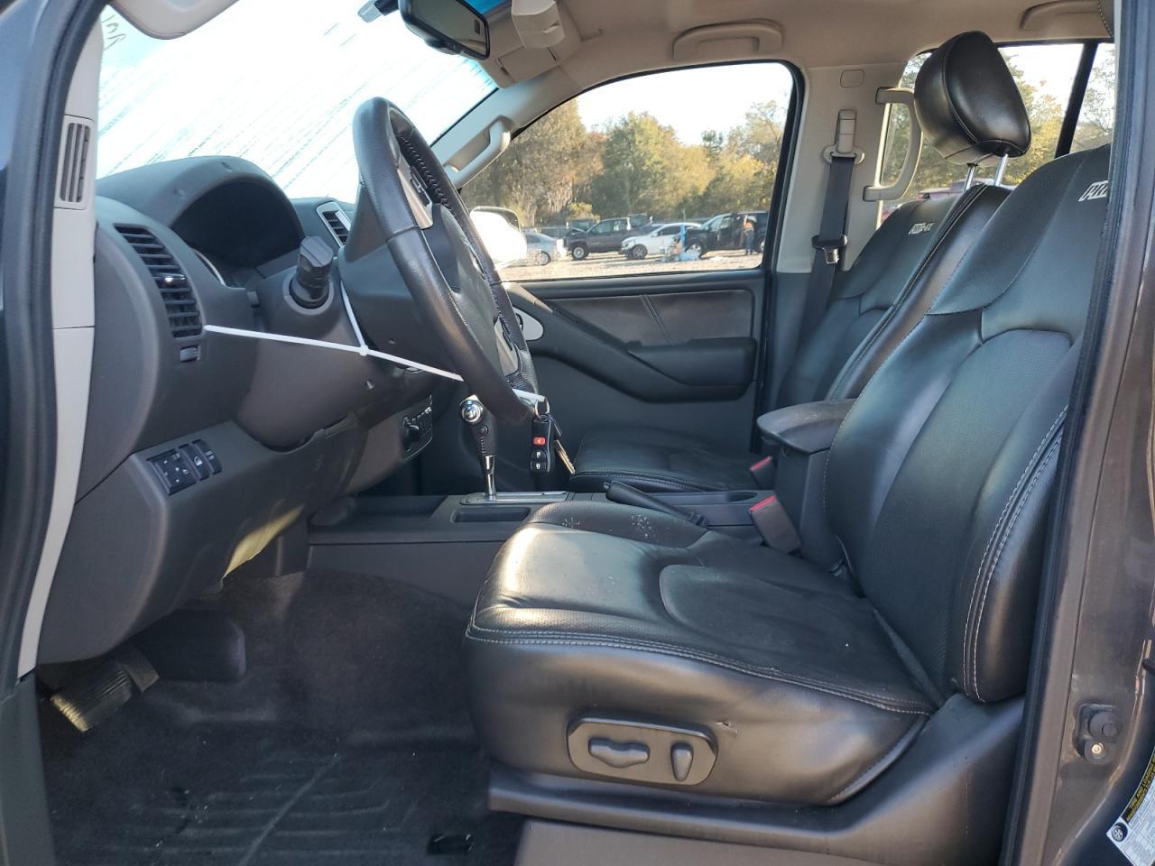 2014 NISSAN Frontier
