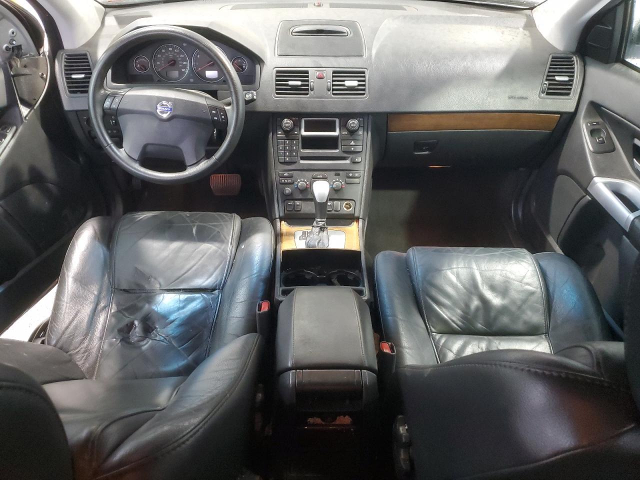 2004 VOLVO XC90