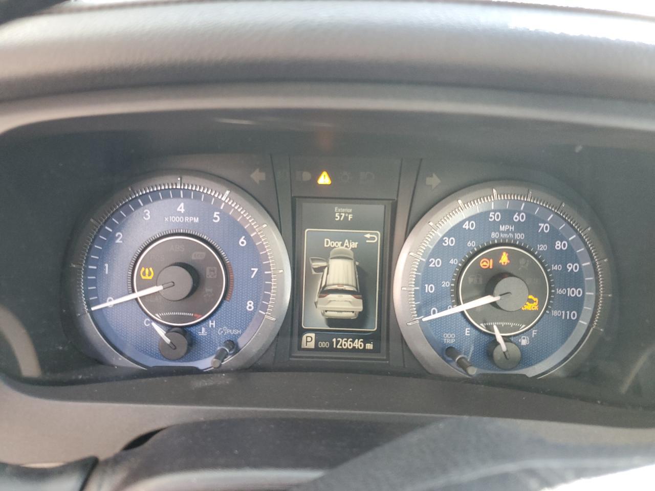 2015 TOYOTA SIENNA