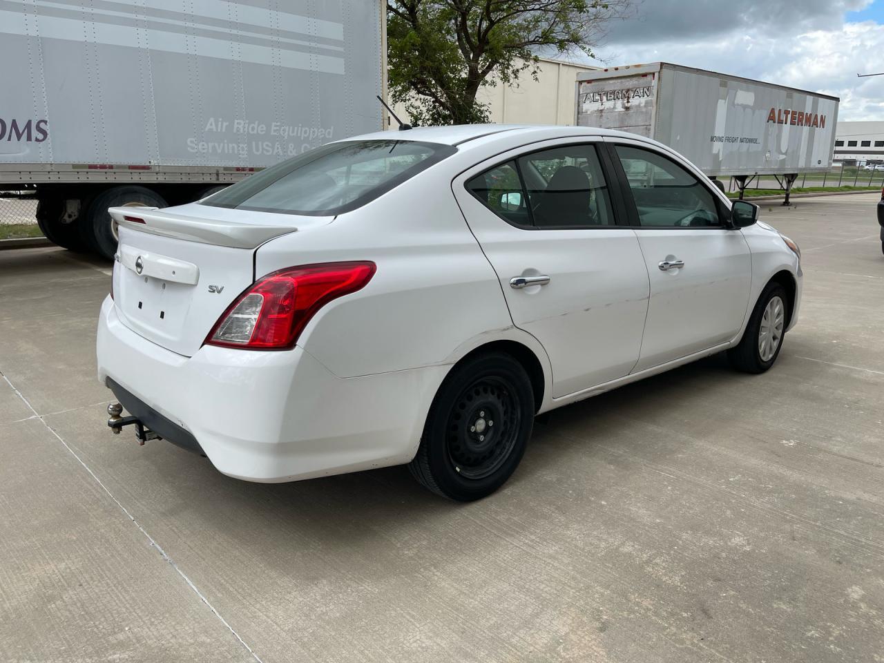 2019 NISSAN VERSA