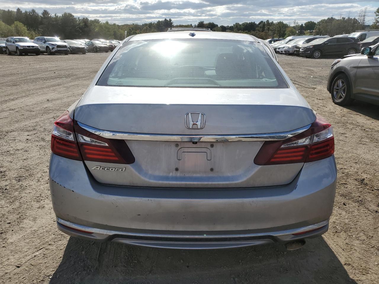 2017 HONDA ACCORD