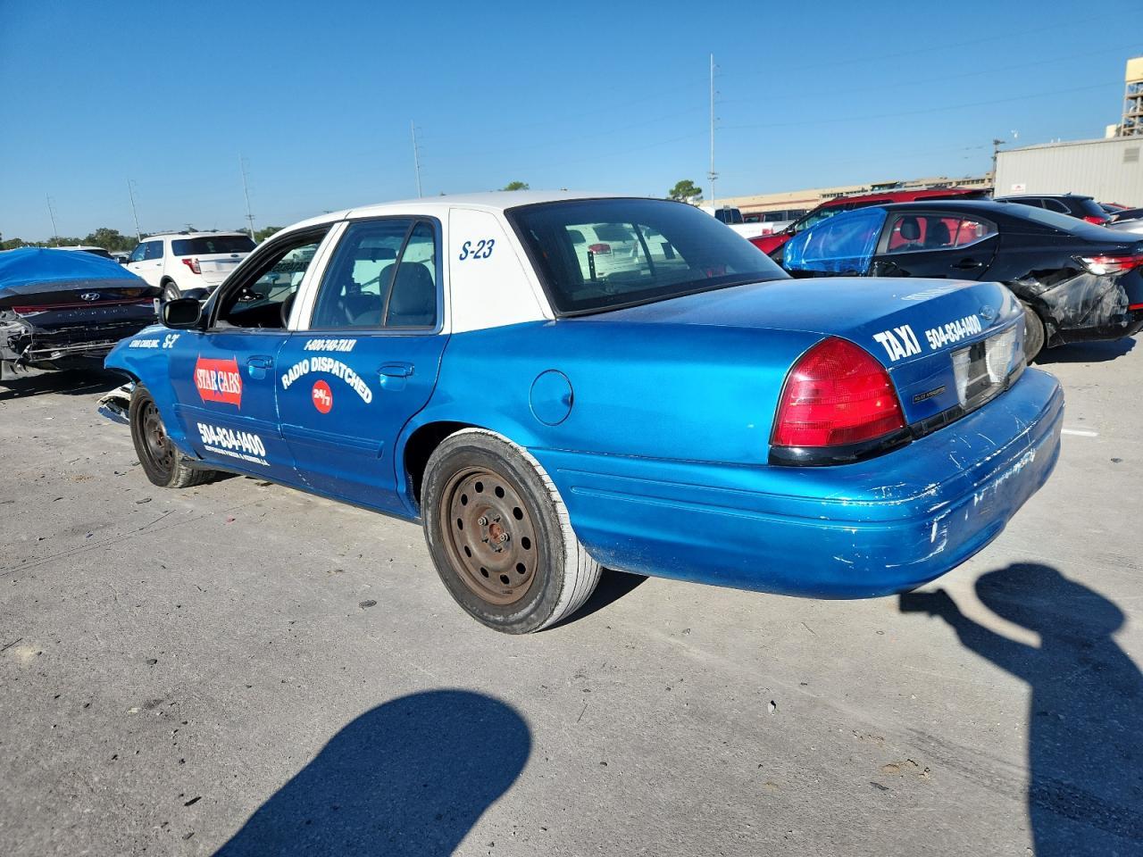2011 FORD Crown Victoria