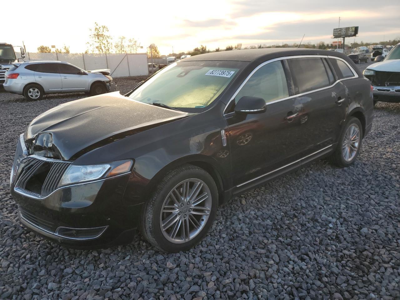 2014 LINCOLN MKT