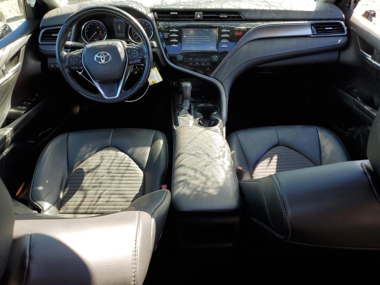 2019 TOYOTA CAMRY