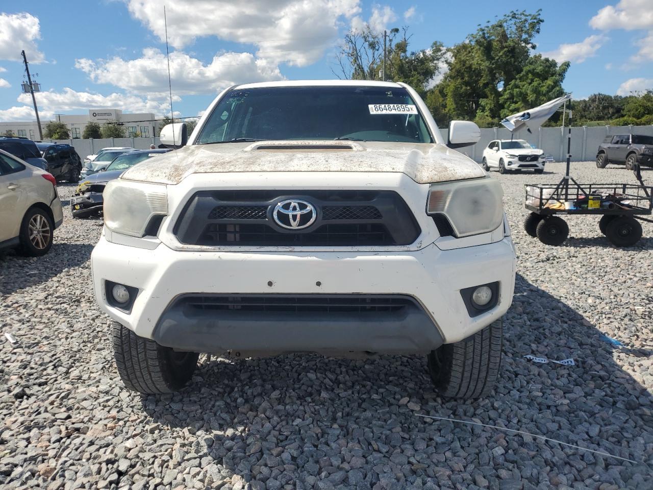 2015 TOYOTA TACOMA