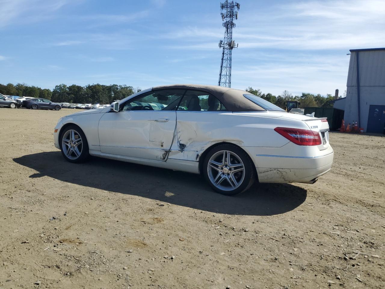 2013 MERCEDES-BENZ E-Class