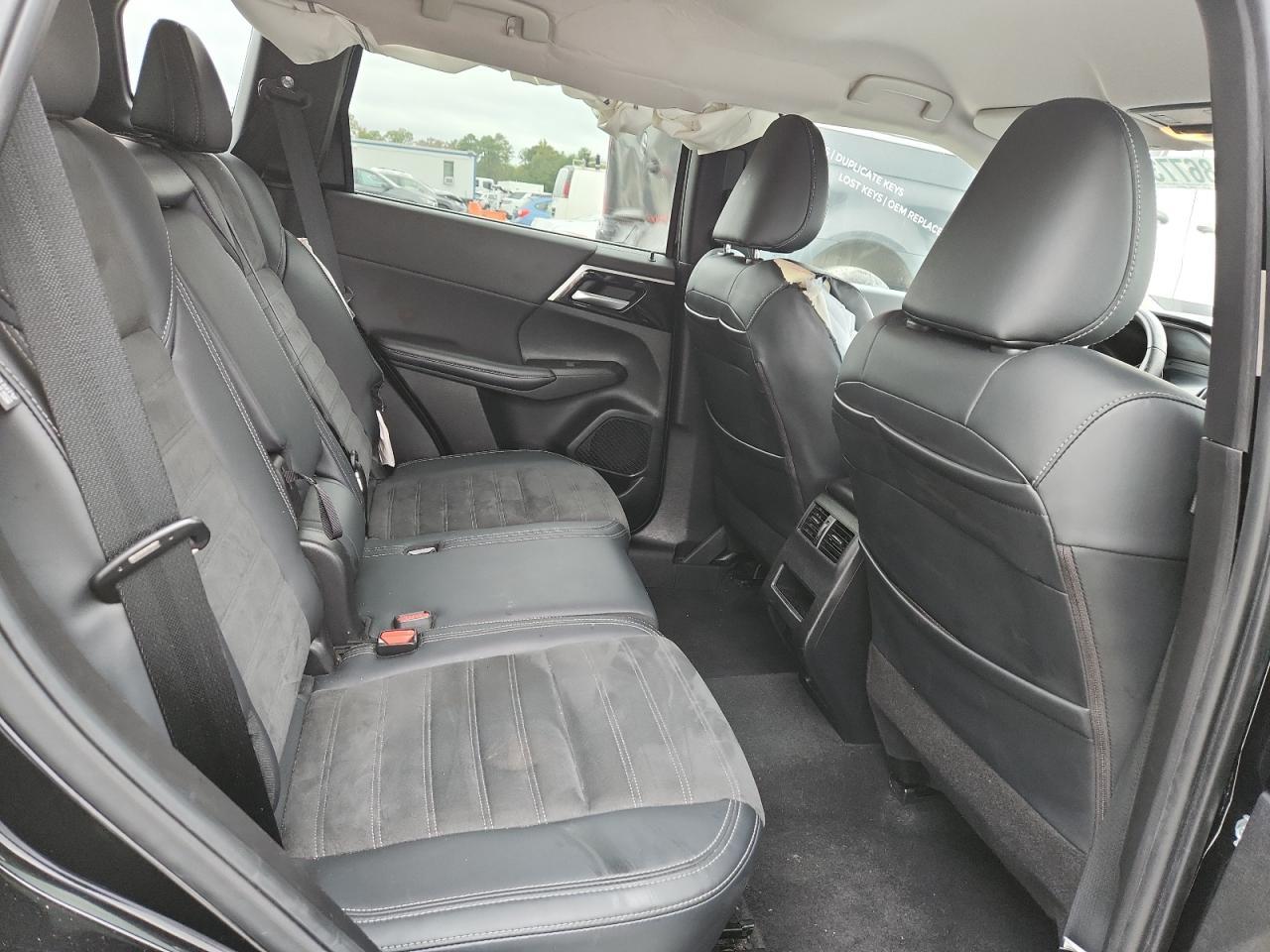 2024 MITSUBISHI outlander