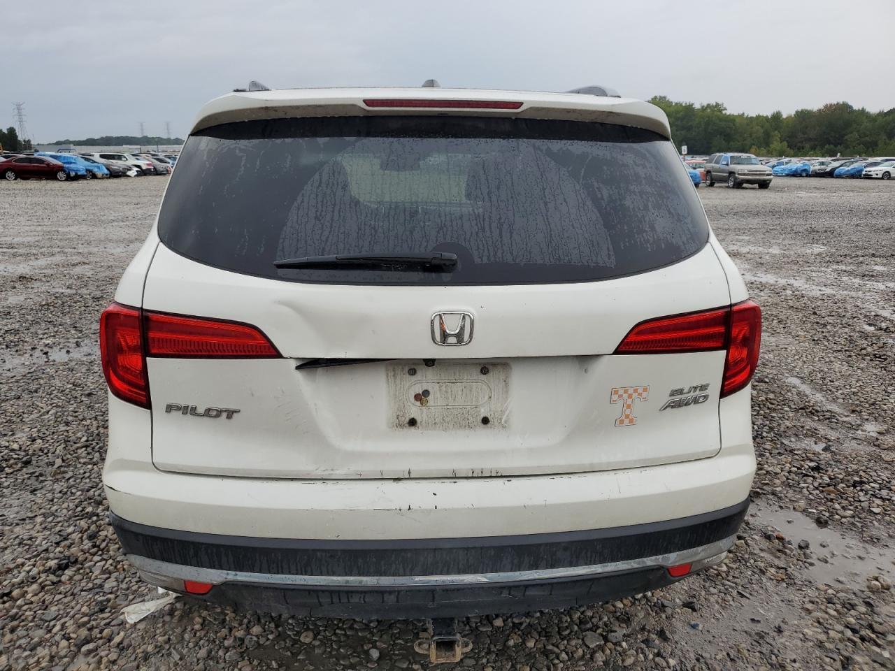 2017 HONDA PILOT