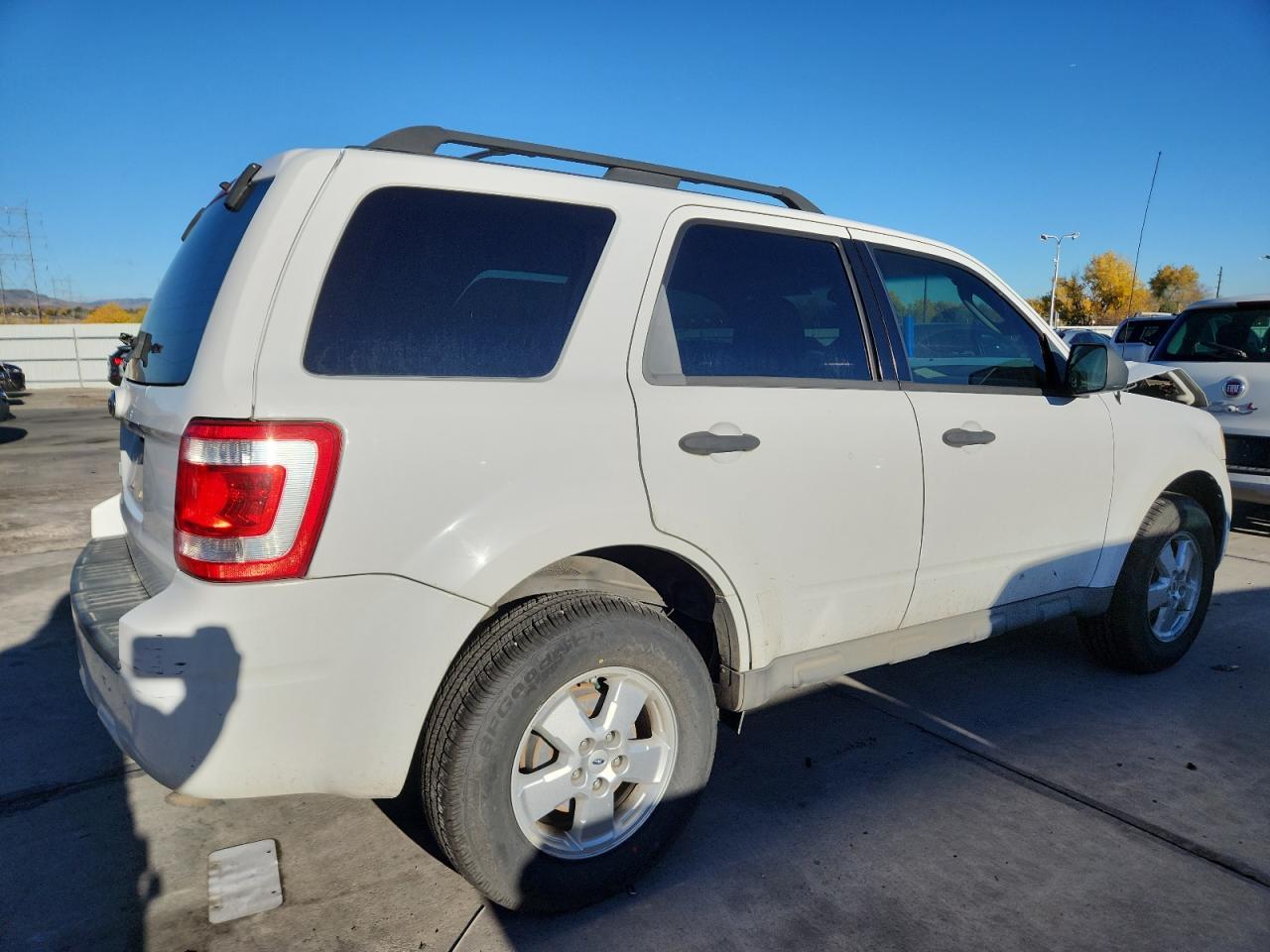 2009 FORD ESCAPE