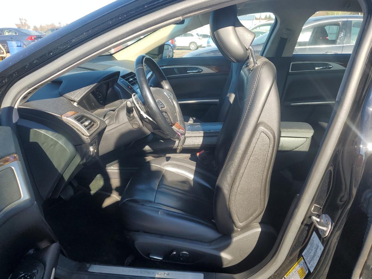2016 LINCOLN MKZ