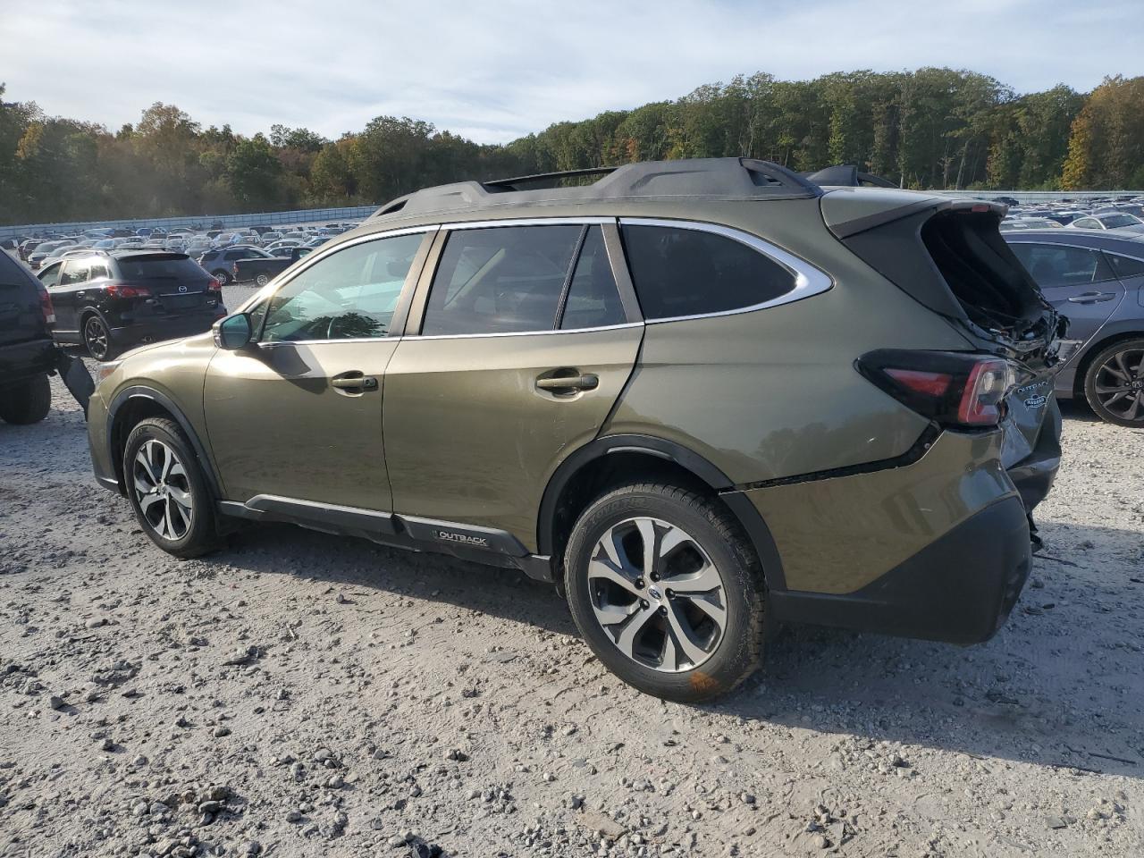 2021 SUBARU Outback