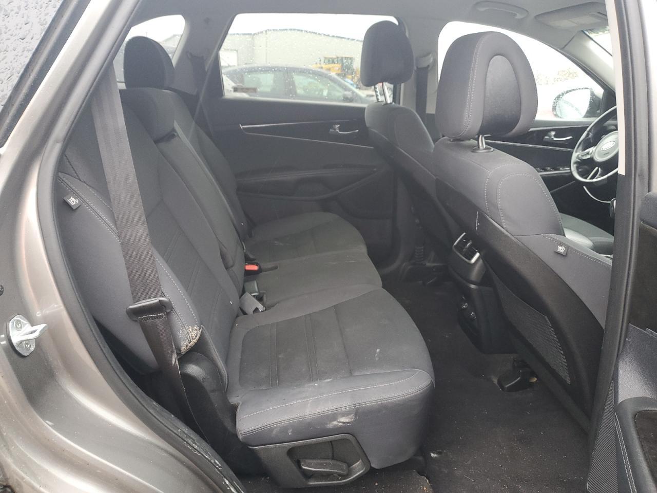 2016 KIA SORENTO