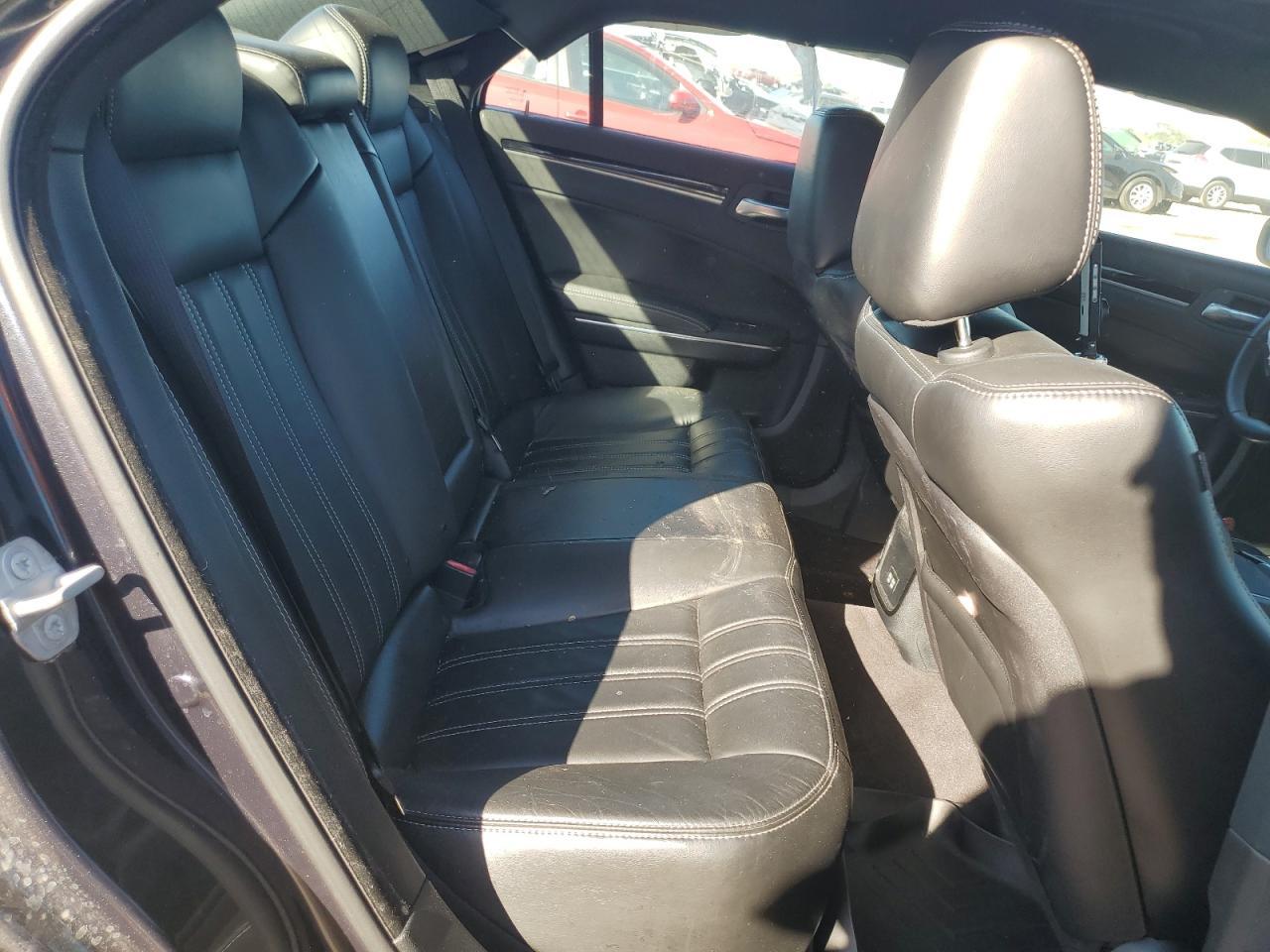2018 CHRYSLER 300