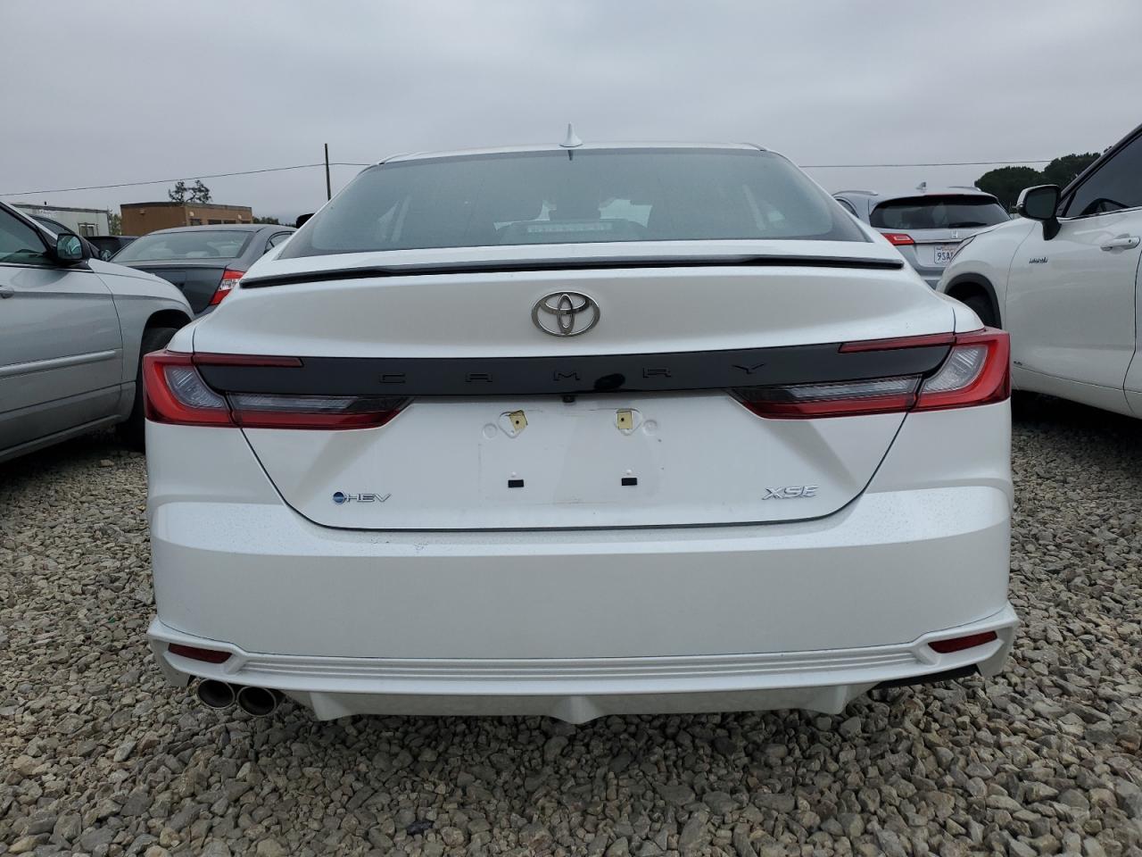 2025 TOYOTA CAMRY