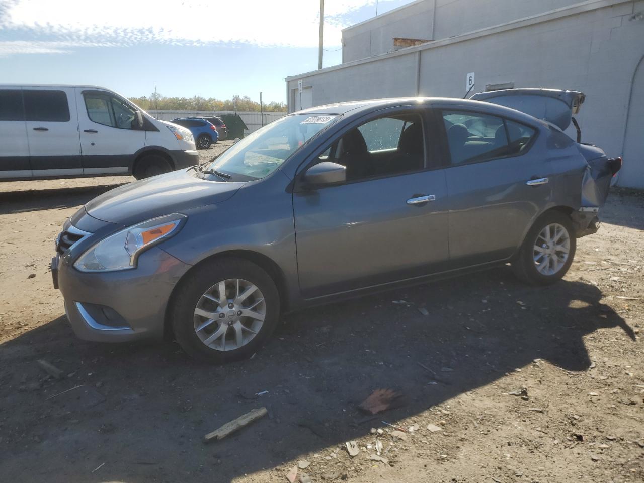 2018 NISSAN VERSA