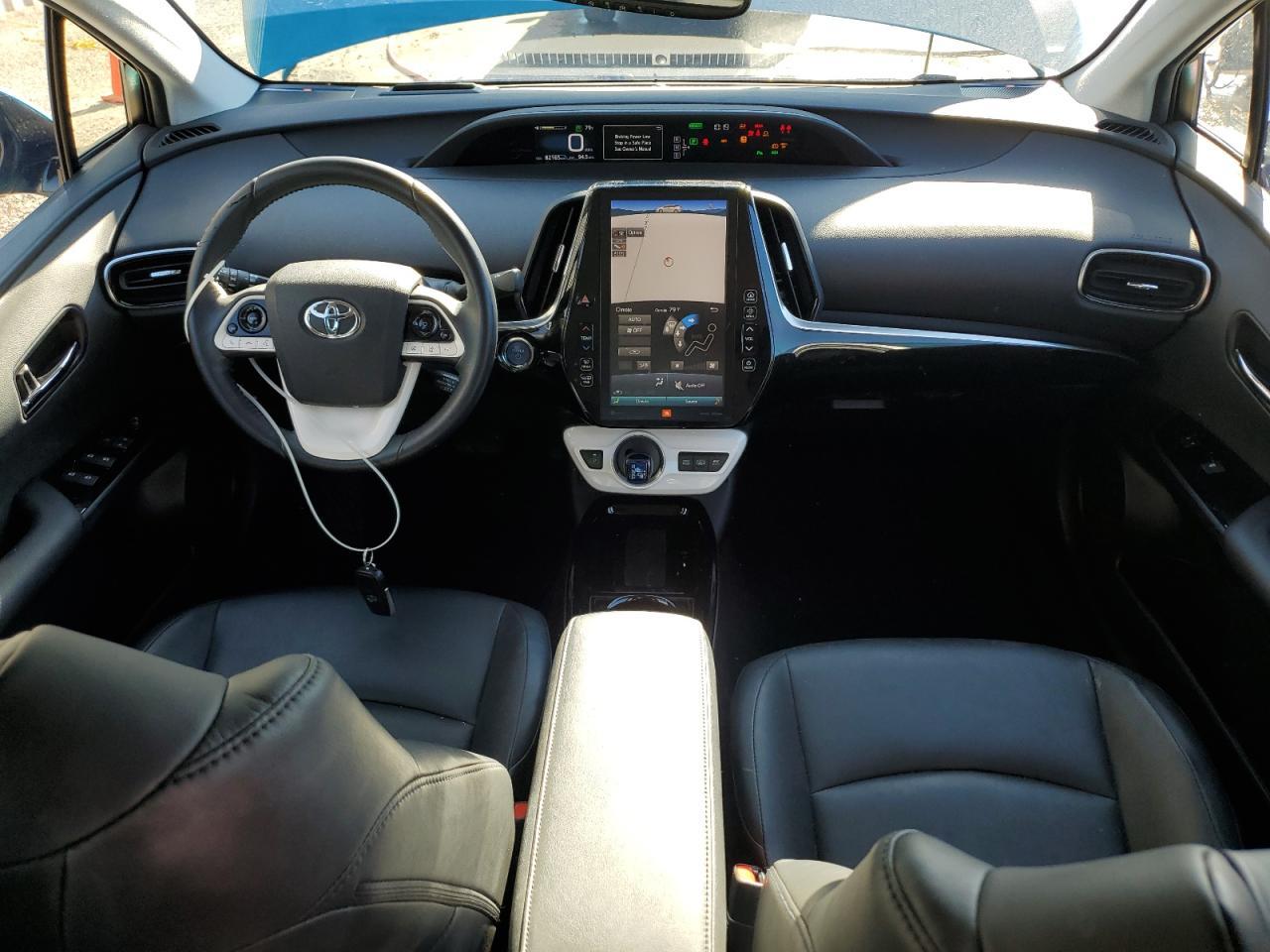 2017 TOYOTA Prius Prime