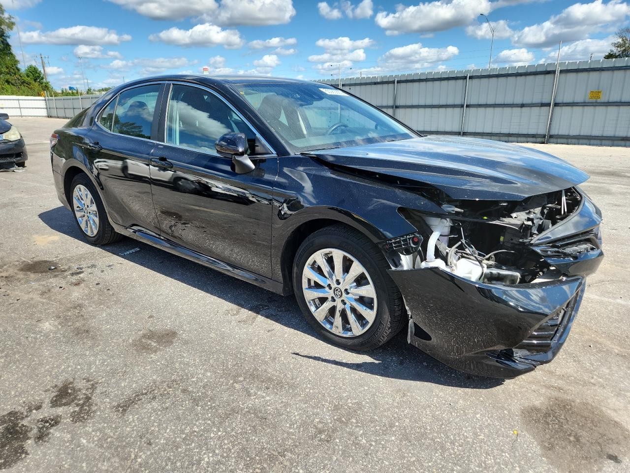 2019 TOYOTA CAMRY