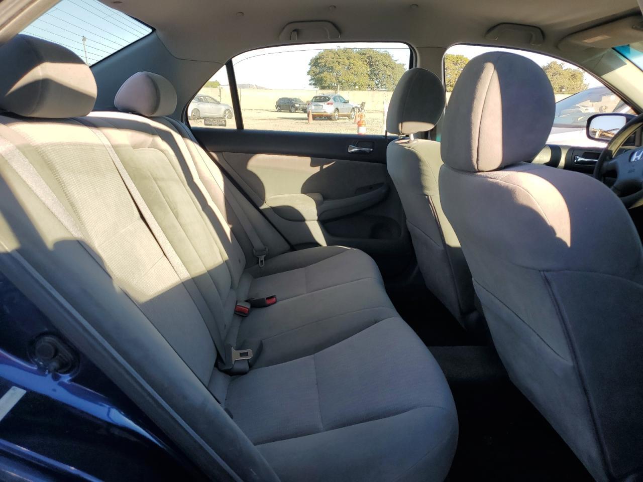 2004 HONDA ACCORD