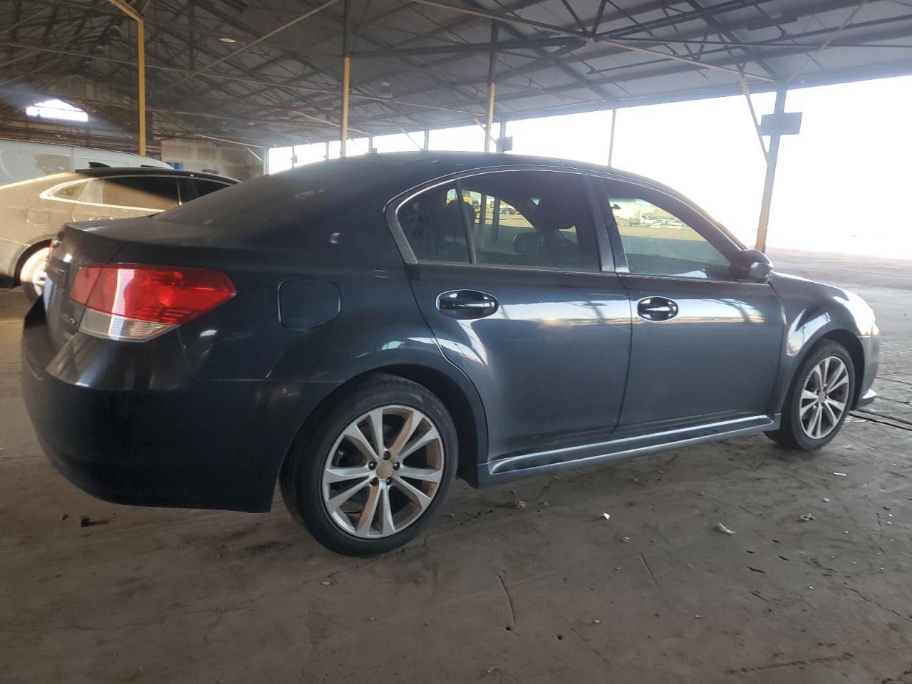 2013 SUBARU Legacy