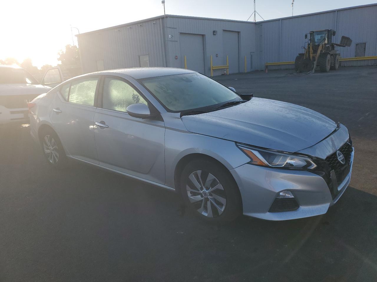 2021 NISSAN ALTIMA