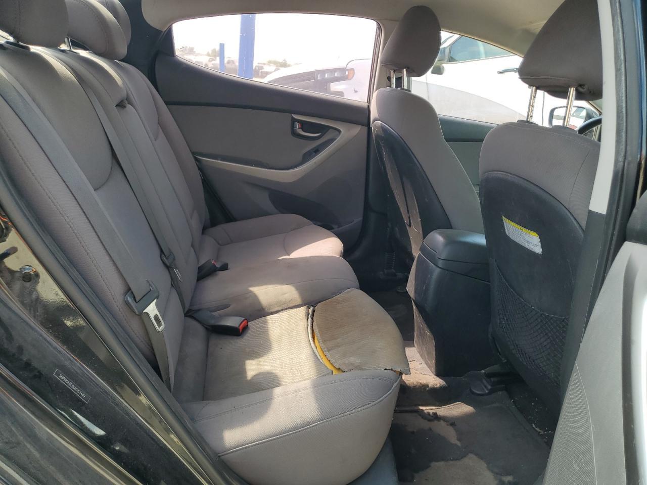 2016 HYUNDAI ELANTRA