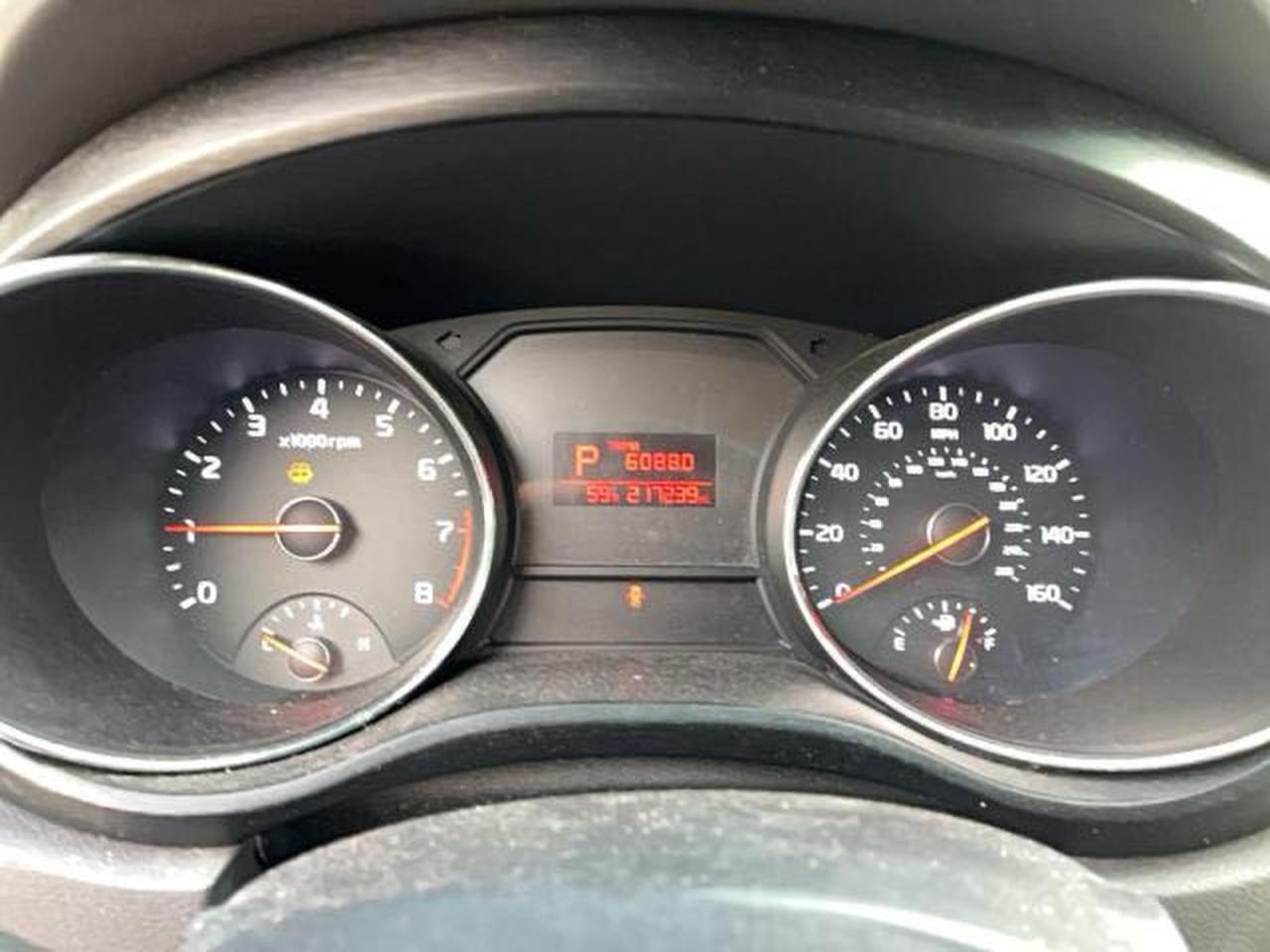2016 KIA SEDONA