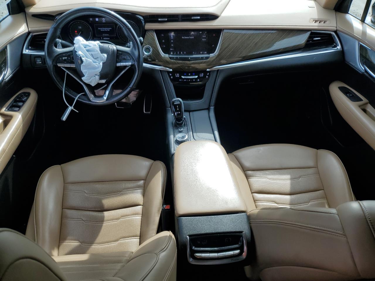 2021 CADILLAC XT6