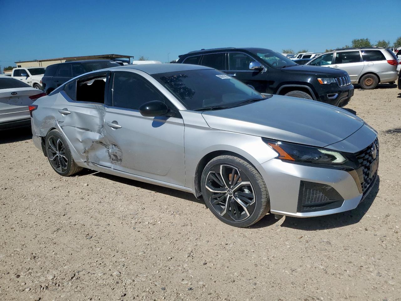 2023 NISSAN ALTIMA