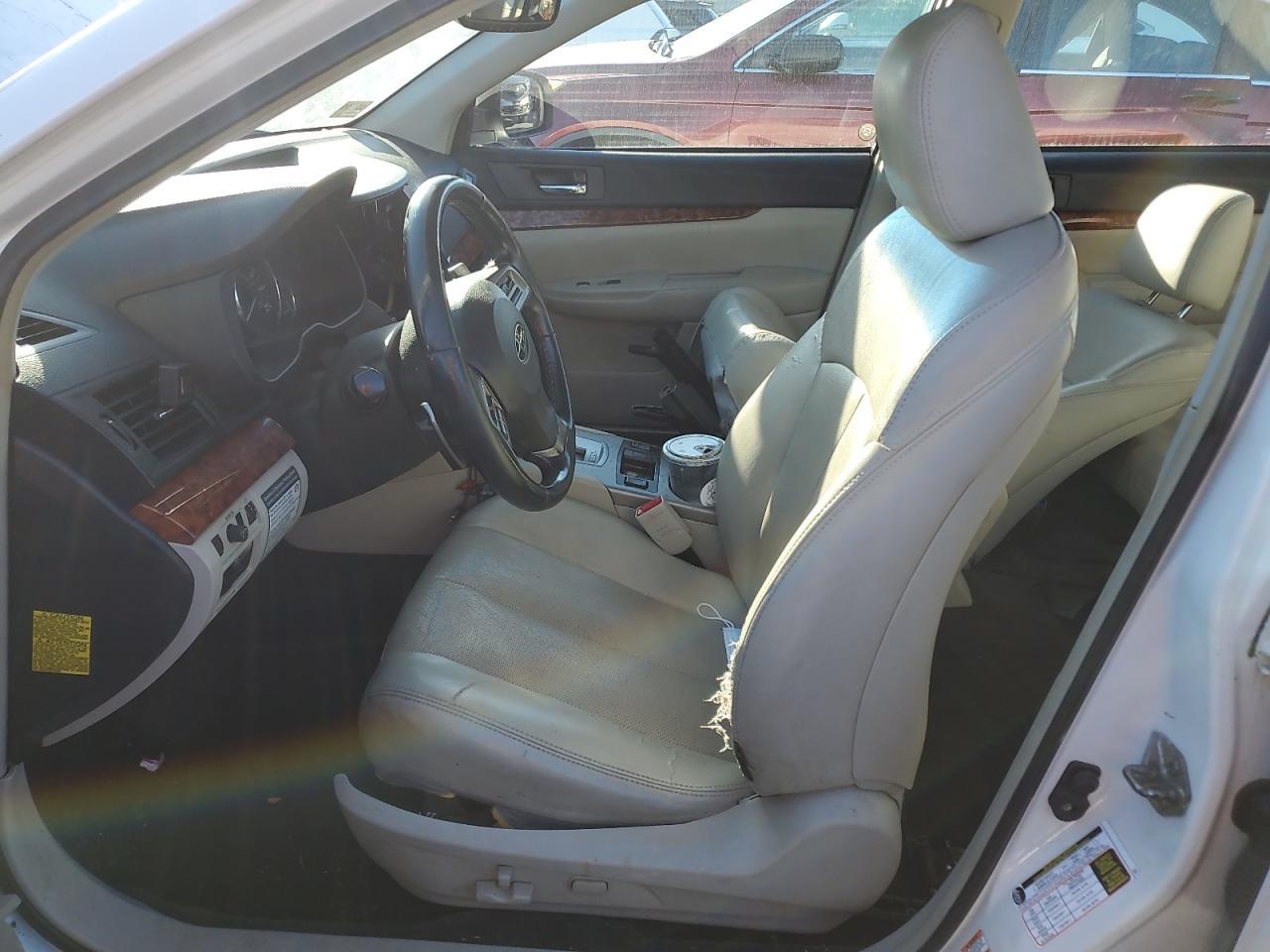 2012 SUBARU Legacy