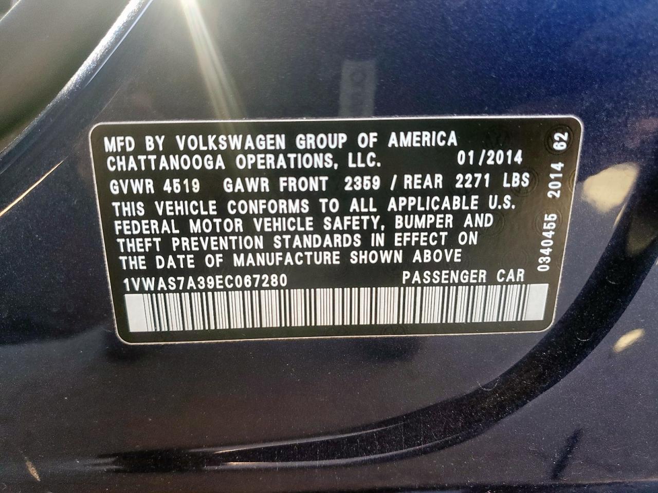 2014 VOLKSWAGEN Passat