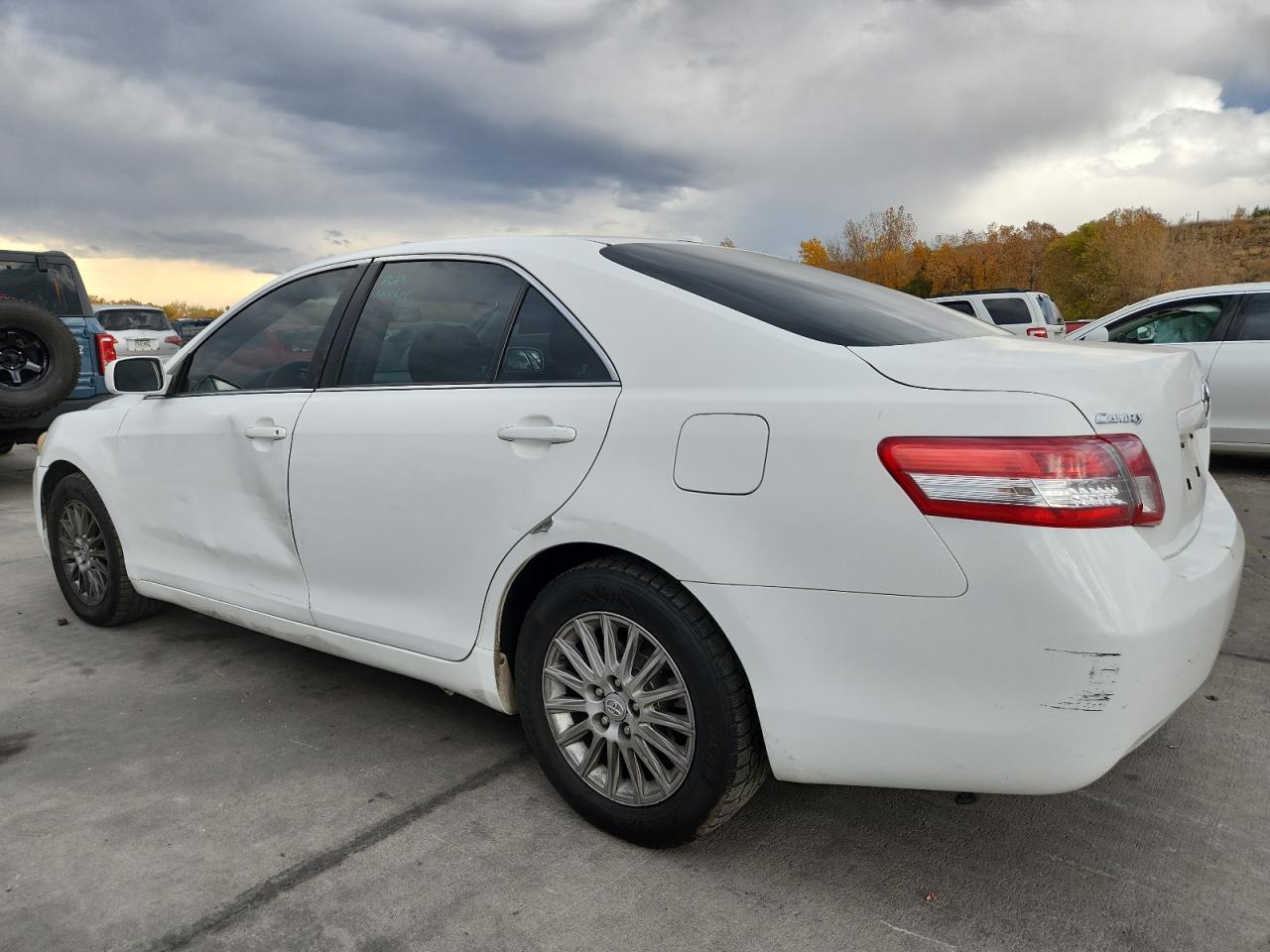 2010 TOYOTA CAMRY