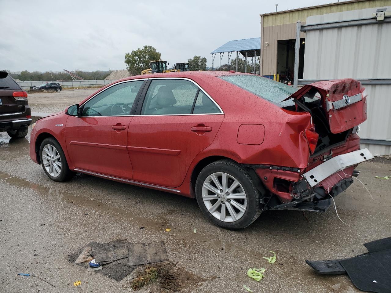 2013 TOYOTA CAMRY