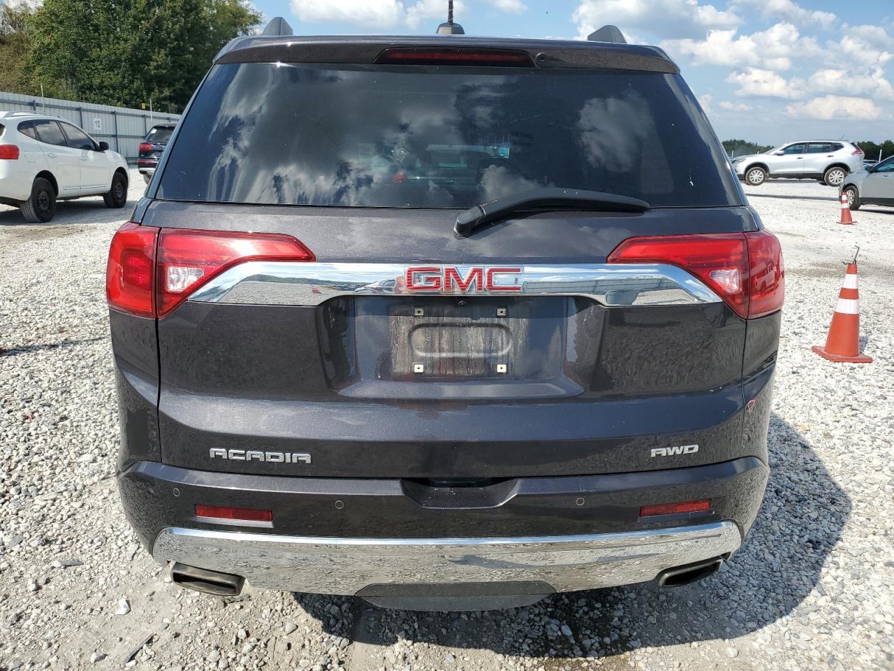 2017 GMC ACADIA