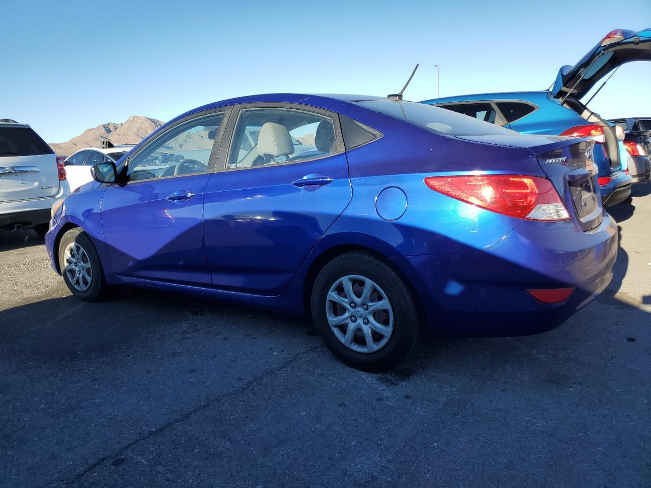 2012 HYUNDAI ACCENT