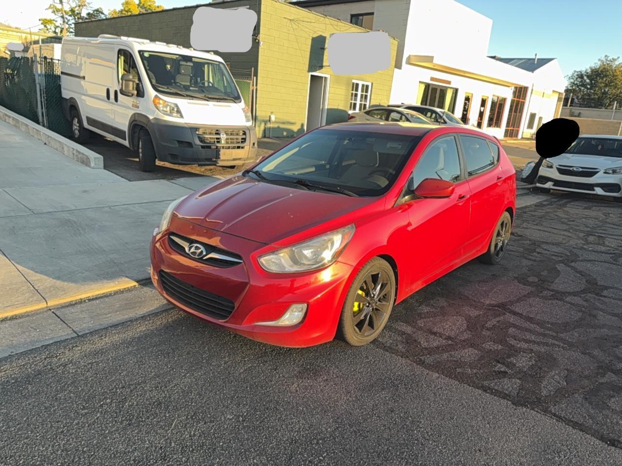 2012 HYUNDAI ACCENT