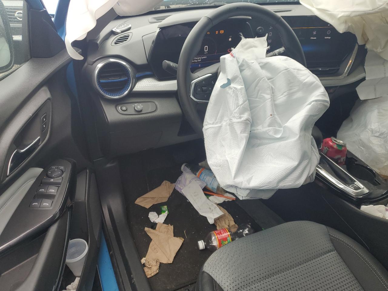 2025 CHEVROLET TRAX