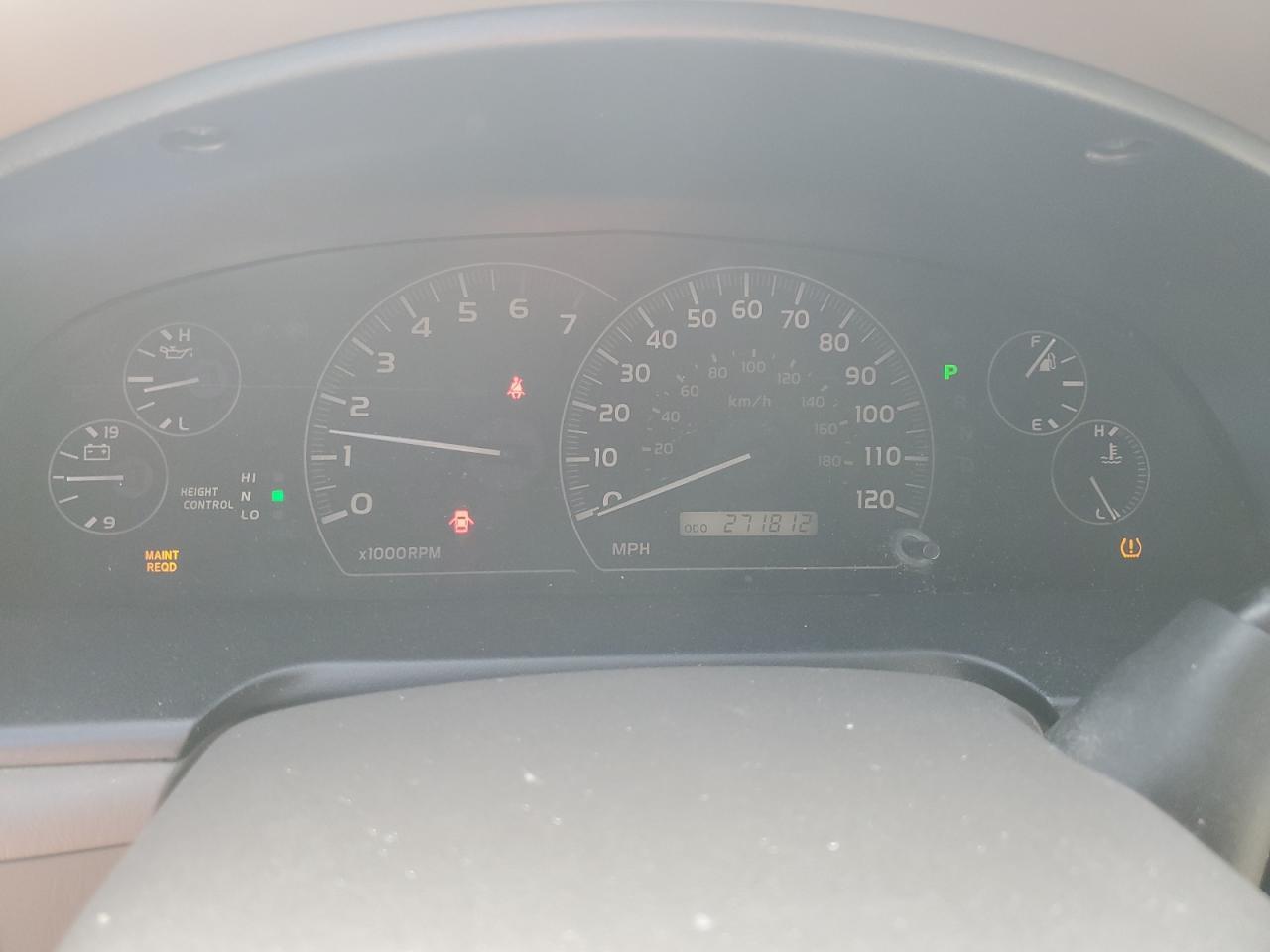 2005 TOYOTA Sequoia