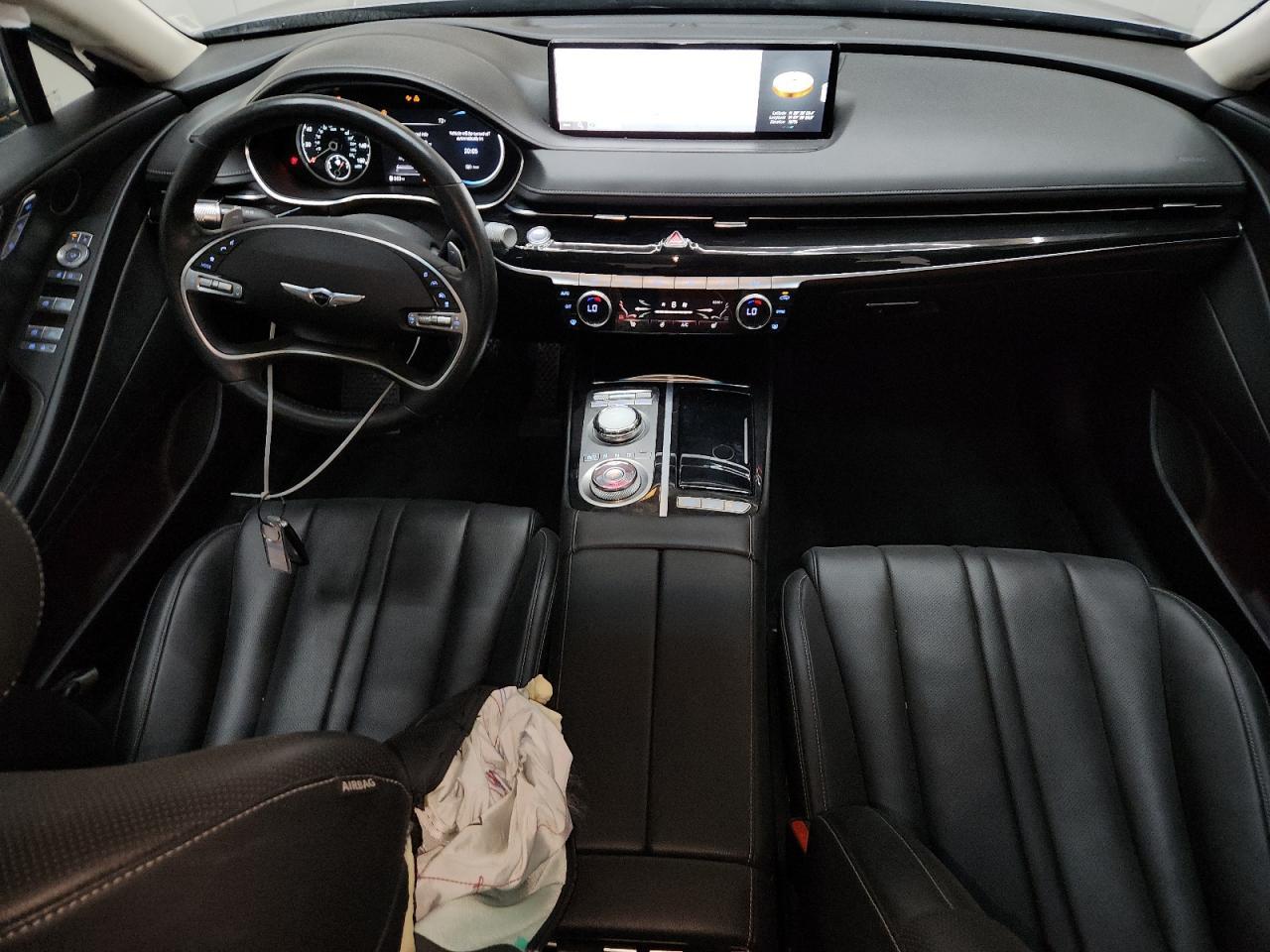 2023 GENESIS G80