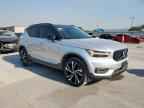 2019 VOLVO XC40