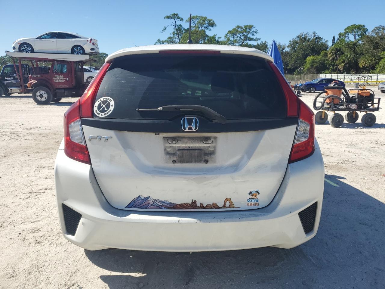 2016 HONDA FIT