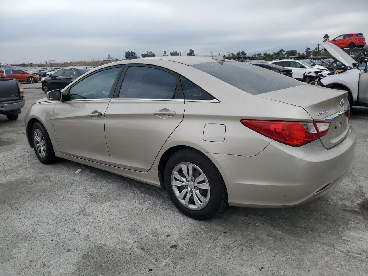 2011 HYUNDAI SONATA