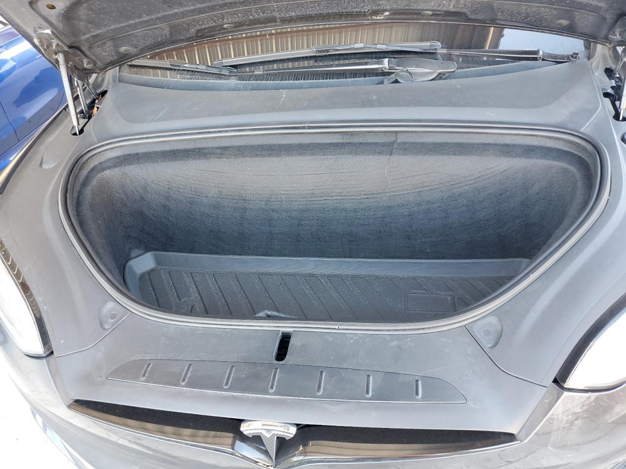 2020 TESLA MODEL X