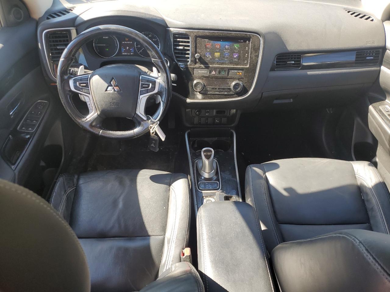 2018 MITSUBISHI outlander